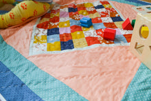 Load image into Gallery viewer, Baby Sunshine Quilt - Hand quilted

